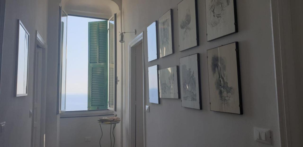 צ'רבו Appartamento Nel Borgo Con Splendida Vista Sul Mare מראה חיצוני תמונה